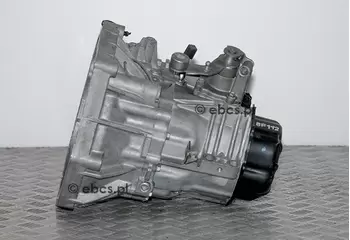 Skrzynia biegów SUZUKI SPLASH 1,3 diesel - symbol MF70C 3,74 - 2